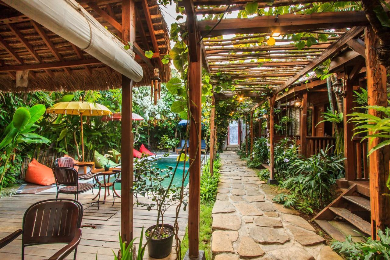סמיניאק Bening Hut And Spa מראה חיצוני תמונה